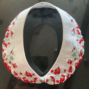 Vintage Embroidered Collar